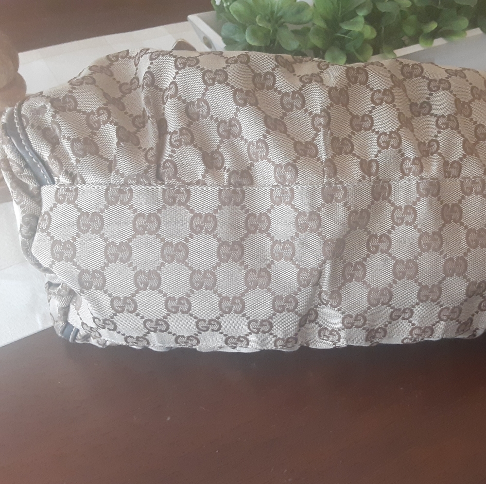 Authentic Gucci Canvas Hobo Bag - Picture 3 of 13